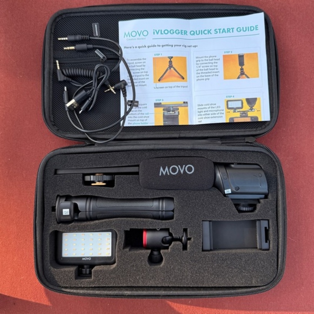 NWOT Movo iVlogger Vlogging Kit for iPhone